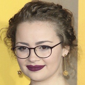 Carrie Hope Fletcher, 33 (YouTube明星)