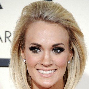 Carrie Underwood, 42 (乡村歌手)