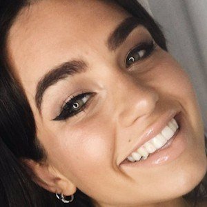 Cartia Mallan image 4