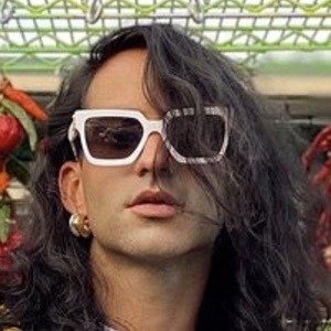 Cary Tauben, 37 (造型师)