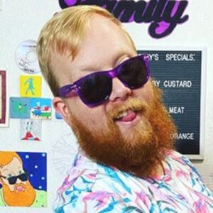 Casey Hamilton, 30 (TikTok明星)