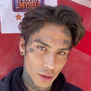 Castillo Bataille, 36 (Stylist)