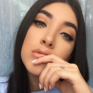 Cat Cardona, 25 (YouTube明星)