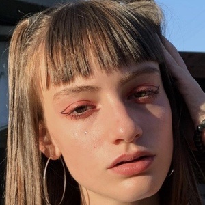 Catalina Buzzio, 21 (TikTok明星)