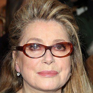 Catherine Deneuve, 80 (Киноактриса)