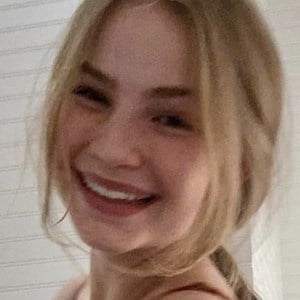 Catherine Rowland, 19 (Family Member)