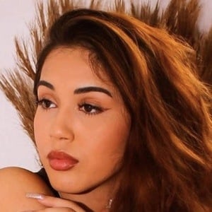 Cathy Almeida, 23 (TikTok明星)