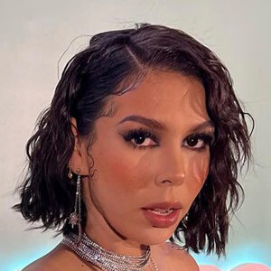 Cecia lozaiza, 28 (TikTok Star)