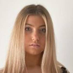 Cecilia Dalfonso, 21 (TikTok Star)