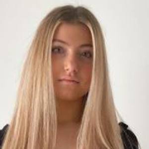 Cecilia Dalfonso, 21 (TikTok Star)