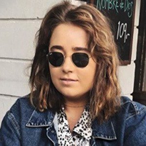 Celina Karine, 29 (YouTube明星)