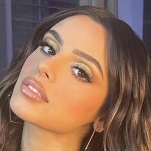 Celina Sharma, 23 (YouTube明星)