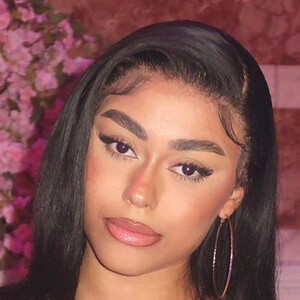 Celine Clarke image 5