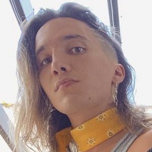 Celo Garza, 26 (R＆B歌手)