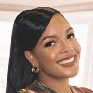 Chanel Thierry, 33 (Instagram Star)