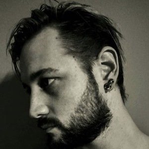 Charlee Conley, 39 (Басист)