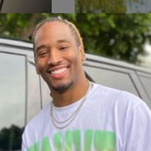 Charles Davis image 5