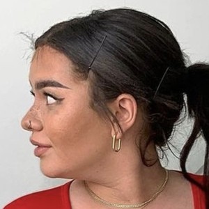 Charley Jenni, 23 (TikTok明星)