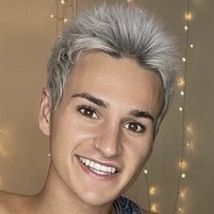 Charlie Frankk, 28 (TikTok明星)