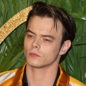 Charlie Heaton, 31 (电视演员)