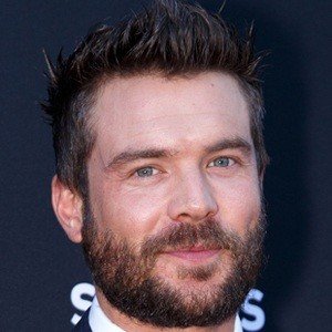Charlie Weber image 3