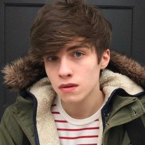 Charlie Whiston, 26 (Instagram明星)