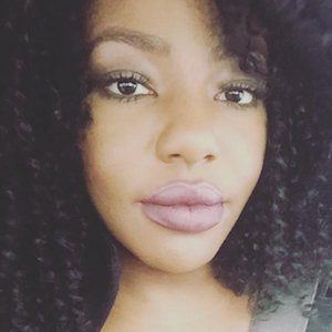 Charlo Greene, 37 (企业主管)