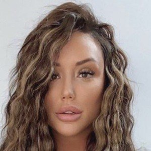Charlotte Crosby, 35 (现实之星)
