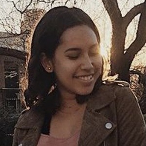 Charlotte Sendi, 26 (Digitaal Kunstenaar)