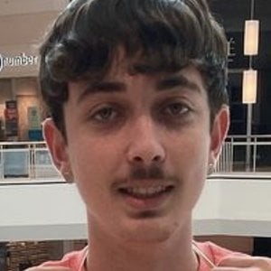 chasinn.loot, 23 (TikTok Star)