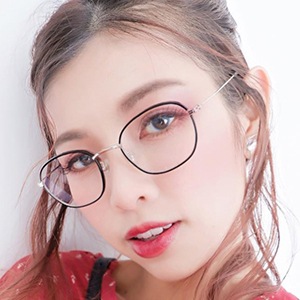 Cheesie, 41 (Blogger)