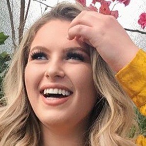 Chelsea Linder, 28 (YouTube Star)