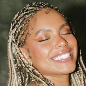 Chelsea Miller, 33 (唱片騎師)