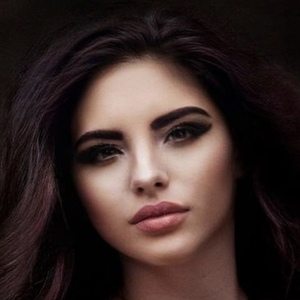 Chelsie Deville, 26 (TikTok Star)