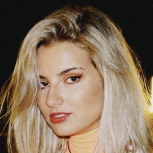 chernisofi, 21 (TikTok Star)