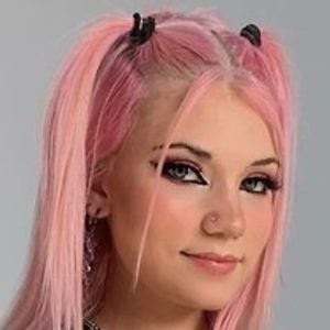 Chlo Hisoka, 22 (TikTok Star)