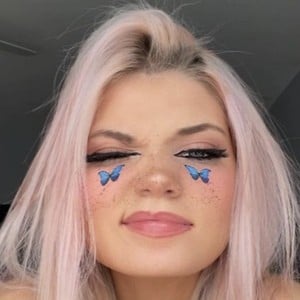 Chlo Hisoka, 22 (TikTok Star)
