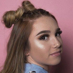 Chloe Calandra image 7