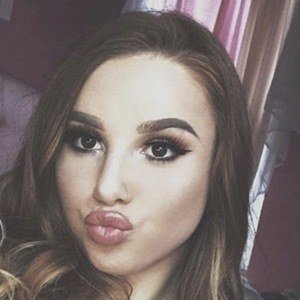 Chloe Calandra image 8