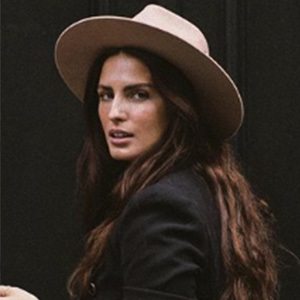 Chloe Crane-Leroux, 31 (攝影家)