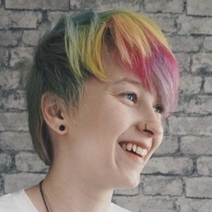 Chloe Donald, 30 (YouTube Star)