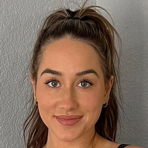 Chloe Gottschalk image 3