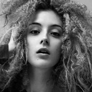 Chloe Norgaard image 3