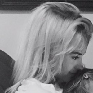 Chloe Paige, 31 (Cantor Pop)