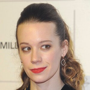 Chloe Pirrie, 38 (Actriz de Televisión)