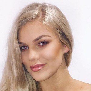 Chloe Szepanowski image 5