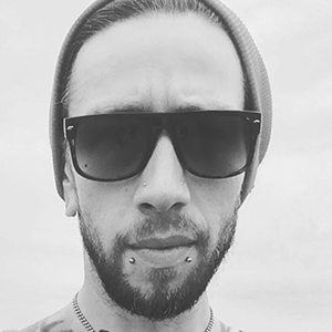 Chris Bluser image 3