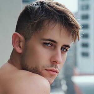 Chris Haines, 34 (Dançarinos)