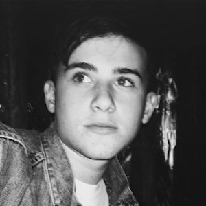 Chris Lanzon image 6
