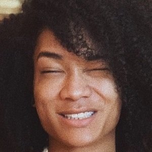 Chris McCully image 7